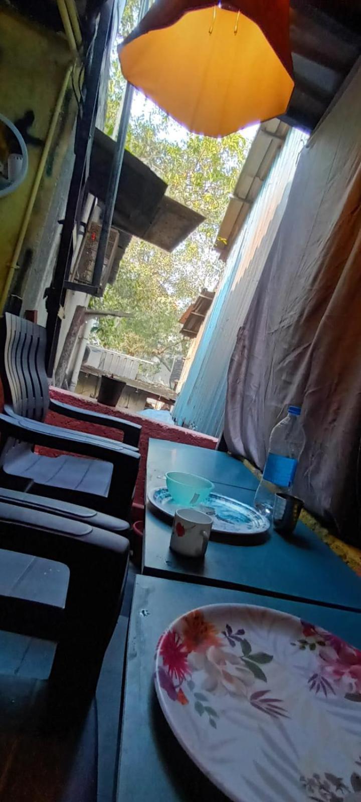 Sinhassan Dormitory Hostel Juhu Mumbai Exteriör bild
